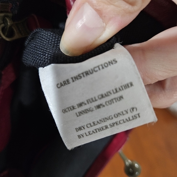 Wanderers travel Co leather crossbody and change purse set - Picture 7 of 16